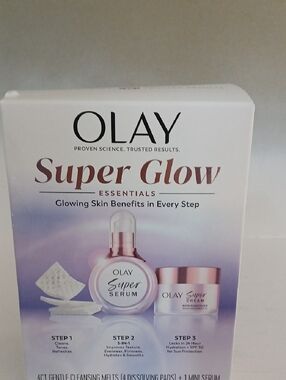 Olay Super Glow Essentials